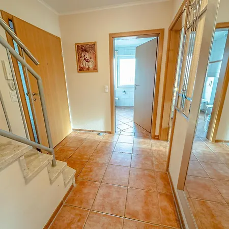 Statsraad Lehmkuhl 아파트 벤세르시엘