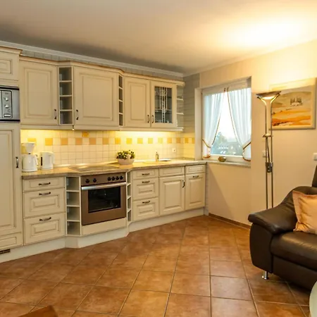 Statsraad Lehmkuhl 아파트 벤세르시엘